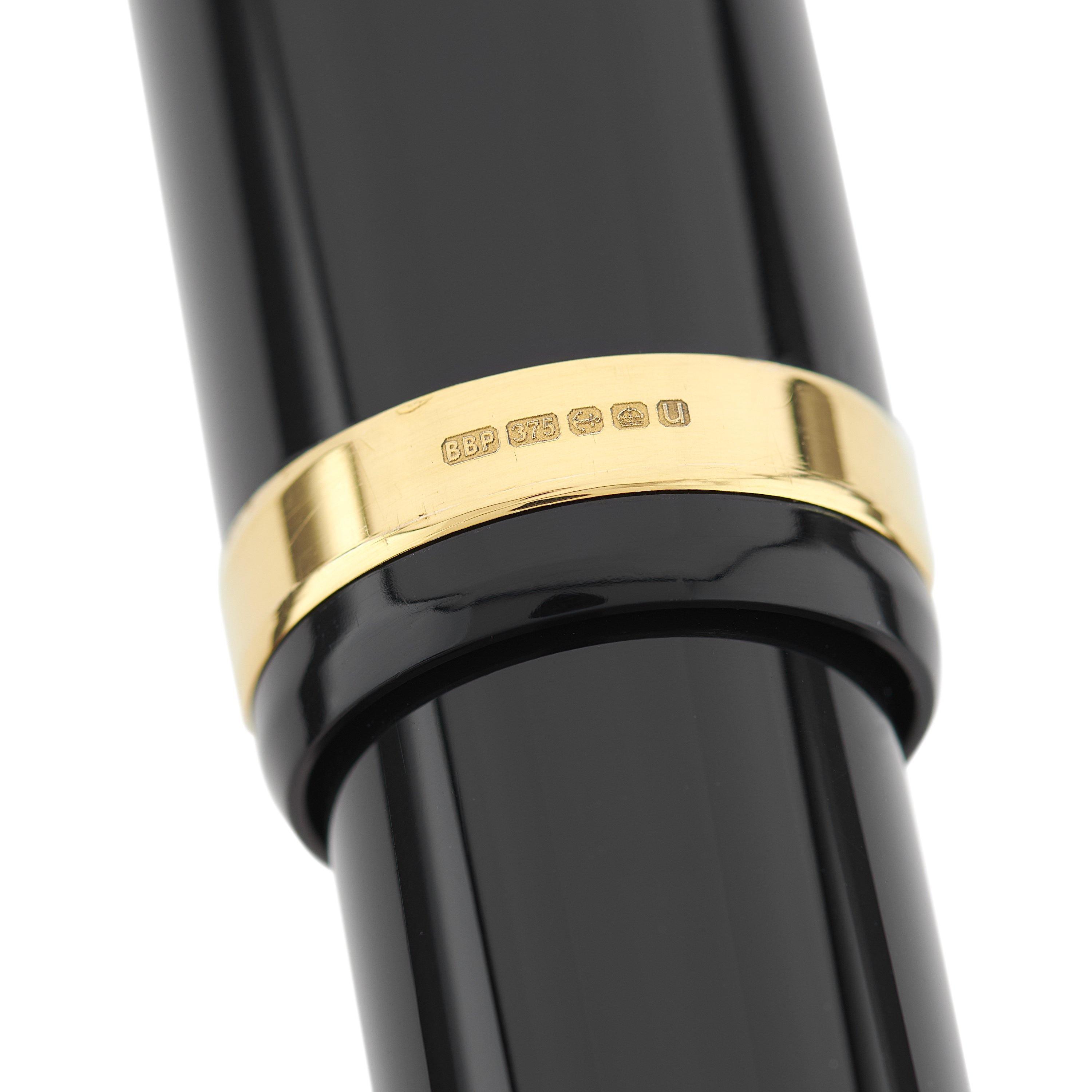 Conway Stewart Churchill Classic Black Lever-Fill conwaystewart.com Conway Stewart Churchill Classic Black Lever-Fill conwaystewart.com