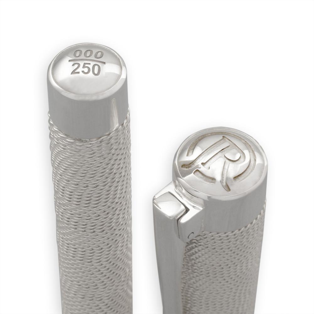 Jack Row Mirage Black-Antique Finish with Marquise Cut Black Sapphire conwaystewart.com Jack Row Mirage Black-Antique Finish with Marquise Cut Black Sapphire conwaystewart.com